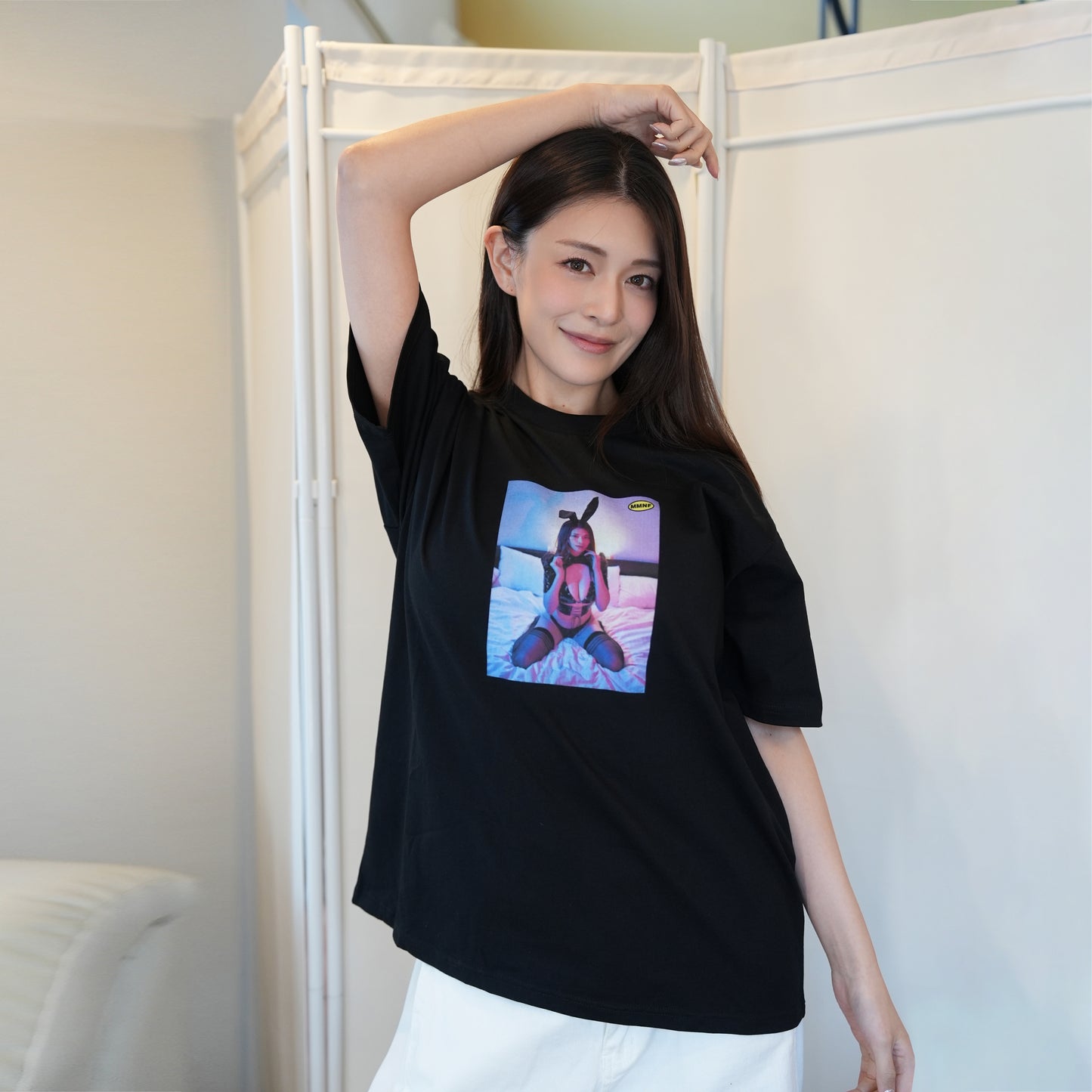 橘瑪麗「霓虹下的回憶」Photo T 恤 限量聯名