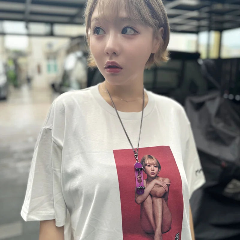 【濱崎真緒聯名】APTX-69 Photo Tee(限量)