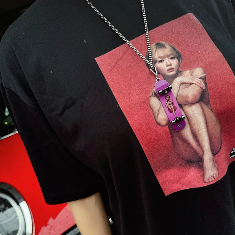 【濱崎真緒聯名】APTX-69 Photo Tee(限量)