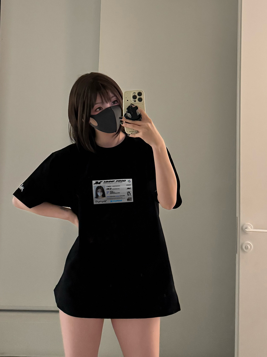 玩偶姐姐「神秘磁卡」T 恤 正版聯名 xxDoll 限量系列