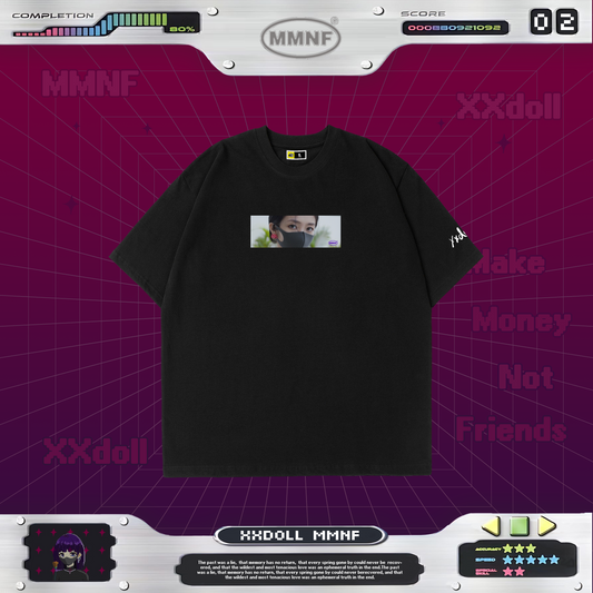 玩偶姐姐「眼神」Box Logo T 恤 限量系列 xxDoll