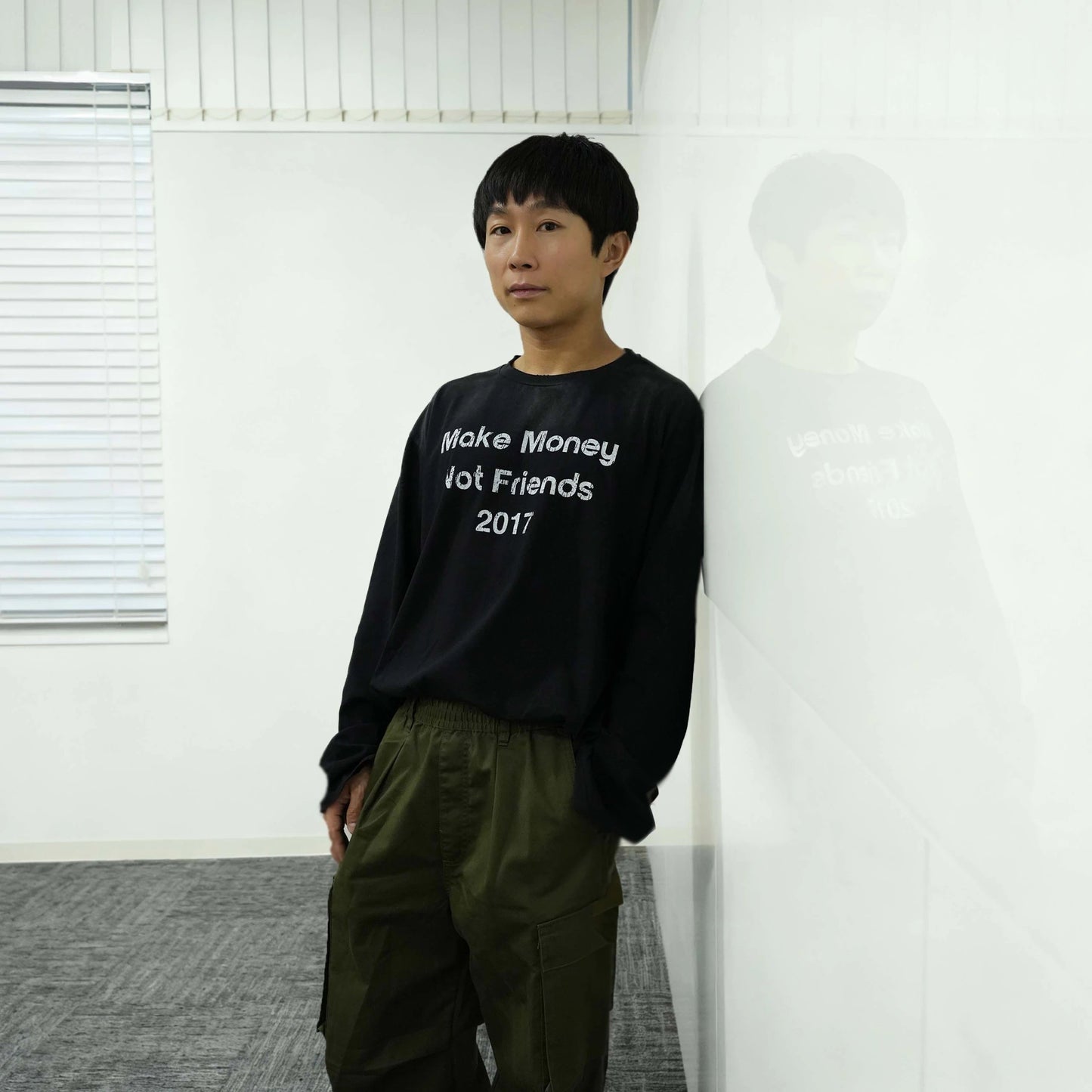 童帝同款 水洗做舊「賺錢不交朋友」長袖 T 恤 微破 經典標語 MMNF