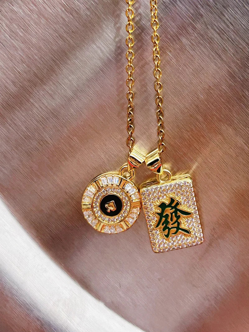 彩琉璃「鎏金籌碼/發財麻將 🀅」鎖骨疊戴項鍊